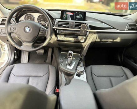 Белый БМВ 3 Серия, объемом двигателя 2 л и пробегом 122 тыс. км за 20500 $, фото 18 на Automoto.ua