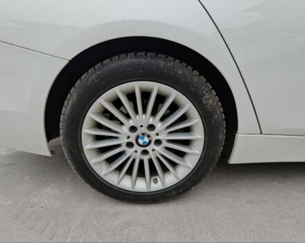 Білий БМВ 3 Серія, об'ємом двигуна 2 л та пробігом 72 тис. км за 12900 $, фото 34 на Automoto.ua