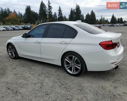 БМВ 3 Серия 2016 в Киеве на Automoto.ua Белый БМВ 3 Серия, объемом двигателя 2 л и пробегом 192 тыс. км за 3300 $, фото 1 на Automoto.ua