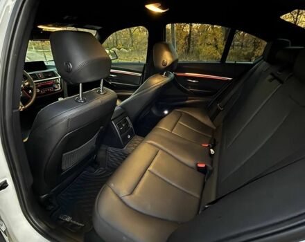 Білий БМВ 3 Серія, об'ємом двигуна 2 л та пробігом 155 тис. км за 17600 $, фото 9 на Automoto.ua