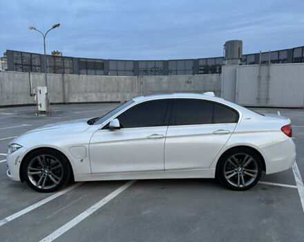Белый БМВ 3 Серия, объемом двигателя 2 л и пробегом 98 тыс. км за 19700 $, фото 2 на Automoto.ua