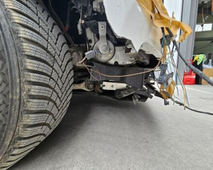 Білий БМВ 3 Серія, об'ємом двигуна 2 л та пробігом 72 тис. км за 12900 $, фото 9 на Automoto.ua