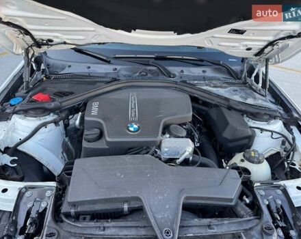 Белый БМВ 3 Серия, объемом двигателя 2 л и пробегом 161 тыс. км за 18000 $, фото 4 на Automoto.ua