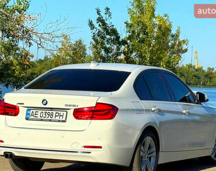 Белый БМВ 3 Серия, объемом двигателя 2 л и пробегом 135 тыс. км за 14000 $, фото 2 на Automoto.ua