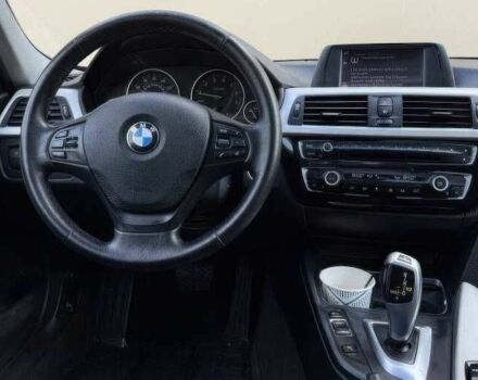 Білий БМВ 3 Серія, об'ємом двигуна 2 л та пробігом 119 тис. км за 4000 $, фото 6 на Automoto.ua