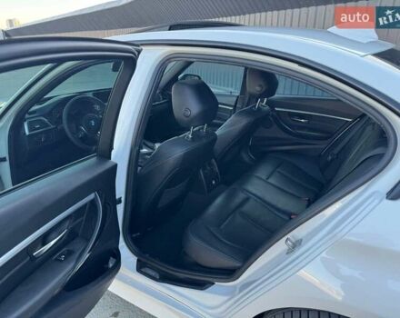 Белый БМВ 3 Серия, объемом двигателя 2 л и пробегом 161 тыс. км за 18000 $, фото 7 на Automoto.ua