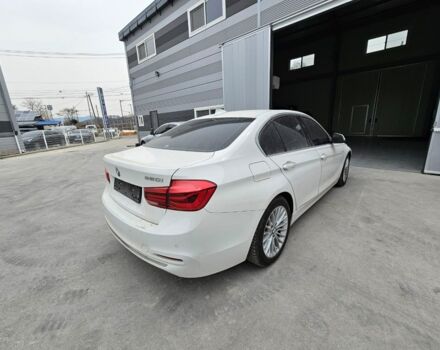 Білий БМВ 3 Серія, об'ємом двигуна 2 л та пробігом 72 тис. км за 12900 $, фото 5 на Automoto.ua