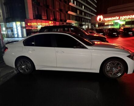 БМВ 3 Серия 2016 в Киеве на Automoto.ua Белый БМВ 3 Серия, объемом двигателя 2 л и пробегом 200 тыс. км за 16900 $, фото 1 на Automoto.ua