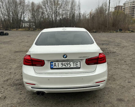 Белый БМВ 3 Серия, объемом двигателя 2 л и пробегом 140 тыс. км за 16300 $, фото 5 на Automoto.ua