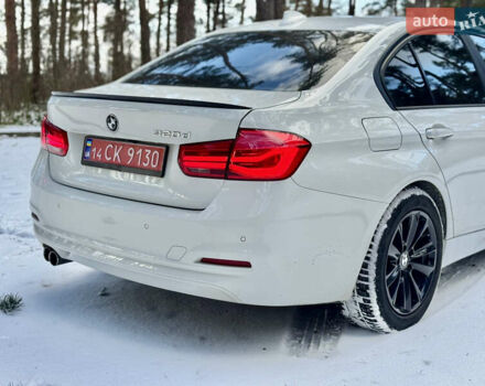 Белый БМВ 3 Серия, объемом двигателя 2 л и пробегом 178 тыс. км за 16000 $, фото 12 на Automoto.ua