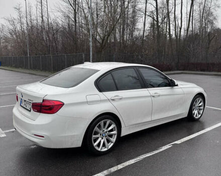 Белый БМВ 3 Серия, объемом двигателя 2 л и пробегом 129 тыс. км за 16300 $, фото 12 на Automoto.ua