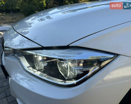 Белый БМВ 3 Серия, объемом двигателя 2 л и пробегом 180 тыс. км за 21500 $, фото 39 на Automoto.ua
