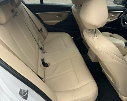 Білий БМВ 3 Серія, об'ємом двигуна 2 л та пробігом 141 тис. км за 15300 $, фото 17 на Automoto.ua