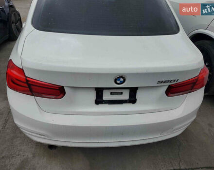 Білий БМВ 3 Серія, об'ємом двигуна 2 л та пробігом 96 тис. км за 9200 $, фото 22 на Automoto.ua