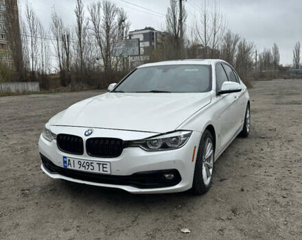 Белый БМВ 3 Серия, объемом двигателя 2 л и пробегом 140 тыс. км за 16300 $, фото 1 на Automoto.ua
