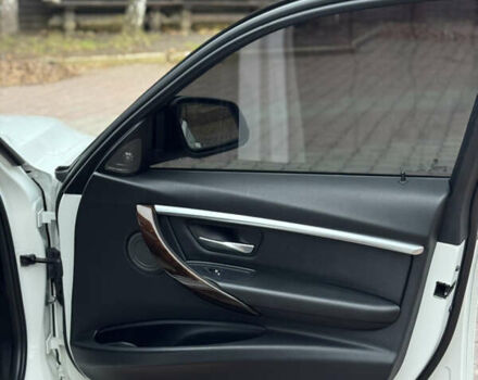 Білий БМВ 3 Серія, об'ємом двигуна 2 л та пробігом 149 тис. км за 16300 $, фото 13 на Automoto.ua