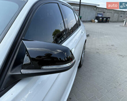 Белый БМВ 3 Серия, объемом двигателя 2 л и пробегом 132 тыс. км за 18500 $, фото 12 на Automoto.ua