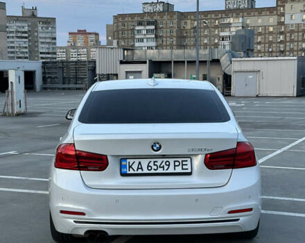 Белый БМВ 3 Серия, объемом двигателя 2 л и пробегом 98 тыс. км за 19700 $, фото 8 на Automoto.ua