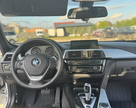 Білий БМВ 3 Серія, об'ємом двигуна 2 л та пробігом 165 тис. км за 17400 $, фото 9 на Automoto.ua