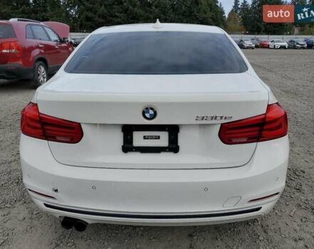 БМВ 3 Серия 2016 в Киеве на Automoto.ua Белый БМВ 3 Серия, объемом двигателя 2 л и пробегом 192 тыс. км за 3300 $, фото 5 на Automoto.ua