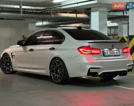 Белый БМВ 3 Серия, объемом двигателя 2 л и пробегом 156 тыс. км за 16500 $, фото 4 на Automoto.ua
