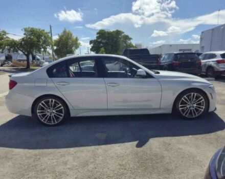 Белый БМВ 3 Серия, объемом двигателя 2 л и пробегом 73 тыс. км за 10000 $, фото 6 на Automoto.ua