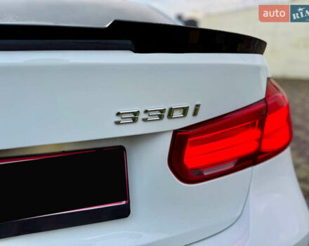 Белый БМВ 3 Серия, объемом двигателя 2 л и пробегом 185 тыс. км за 17900 $, фото 4 на Automoto.ua