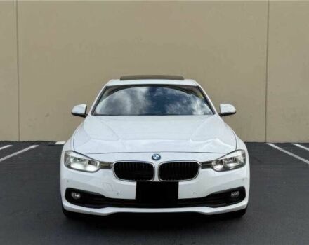 Білий БМВ 3 Серія, об'ємом двигуна 2 л та пробігом 119 тис. км за 4000 $, фото 1 на Automoto.ua