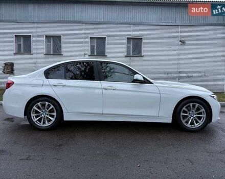 Белый БМВ 3 Серия, объемом двигателя 2 л и пробегом 159 тыс. км за 13500 $, фото 13 на Automoto.ua