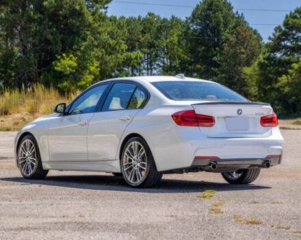 Белый БМВ 3 Серия, объемом двигателя 3 л и пробегом 78 тыс. км за 15800 $, фото 7 на Automoto.ua