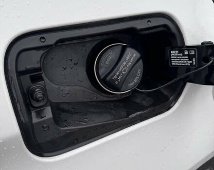 Белый БМВ 3 Серия, объемом двигателя 2 л и пробегом 129 тыс. км за 16300 $, фото 23 на Automoto.ua