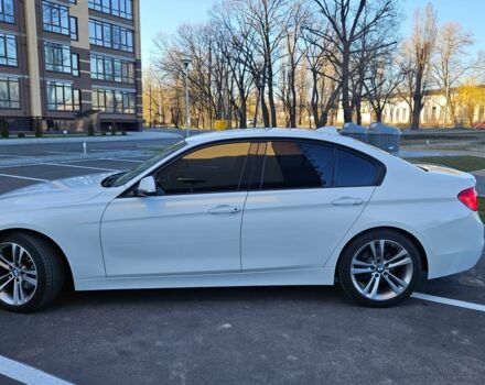 Білий БМВ 3 Серія, об'ємом двигуна 2 л та пробігом 161 тис. км за 16100 $, фото 2 на Automoto.ua