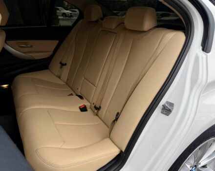 Білий БМВ 3 Серія, об'ємом двигуна 2 л та пробігом 170 тис. км за 13300 $, фото 17 на Automoto.ua