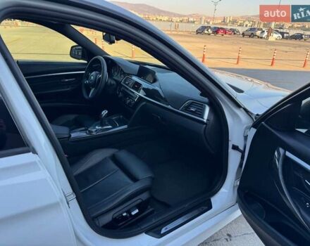 Белый БМВ 3 Серия, объемом двигателя 2 л и пробегом 161 тыс. км за 18000 $, фото 8 на Automoto.ua