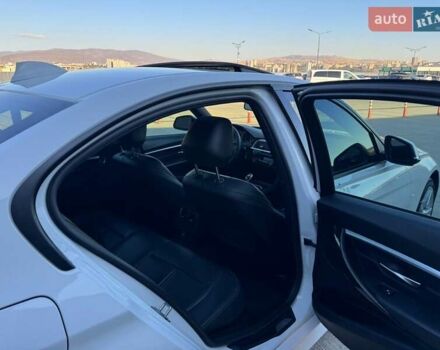 Белый БМВ 3 Серия, объемом двигателя 2 л и пробегом 161 тыс. км за 18000 $, фото 6 на Automoto.ua