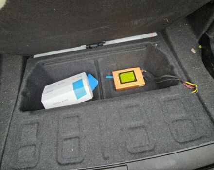 Білий БМВ 3 Серія, об'ємом двигуна 2 л та пробігом 72 тис. км за 12900 $, фото 23 на Automoto.ua