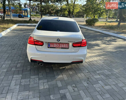 Белый БМВ 3 Серия, объемом двигателя 2 л и пробегом 180 тыс. км за 21500 $, фото 18 на Automoto.ua