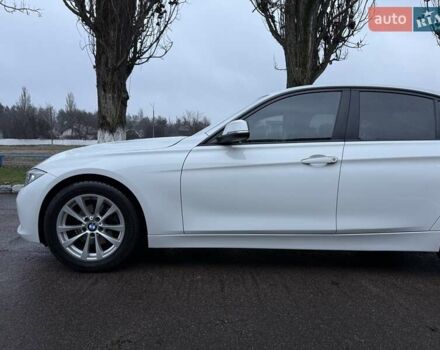 Белый БМВ 3 Серия, объемом двигателя 2 л и пробегом 159 тыс. км за 13500 $, фото 5 на Automoto.ua