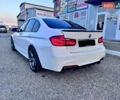 Білий БМВ 3 Серія, об'ємом двигуна 2 л та пробігом 130 тис. км за 16500 $, фото 3 на Automoto.ua