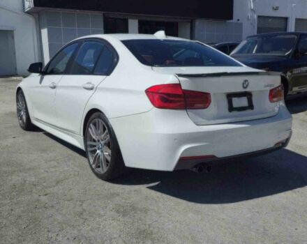 Белый БМВ 3 Серия, объемом двигателя 2 л и пробегом 73 тыс. км за 10000 $, фото 3 на Automoto.ua