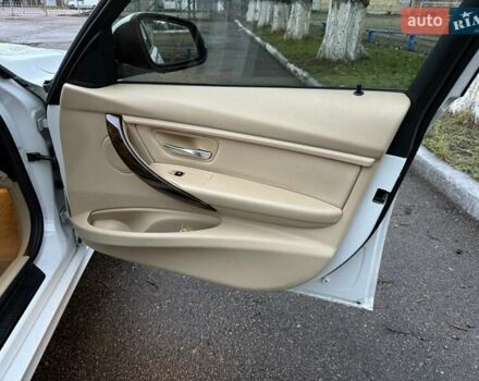 Белый БМВ 3 Серия, объемом двигателя 2 л и пробегом 159 тыс. км за 13500 $, фото 35 на Automoto.ua