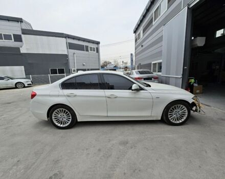 Білий БМВ 3 Серія, об'ємом двигуна 2 л та пробігом 72 тис. км за 12900 $, фото 6 на Automoto.ua