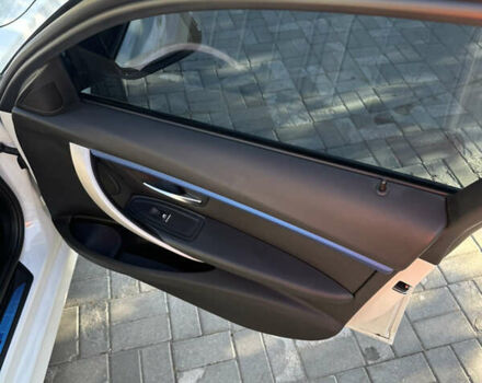 Белый БМВ 3 Серия, объемом двигателя 2 л и пробегом 180 тыс. км за 21500 $, фото 59 на Automoto.ua