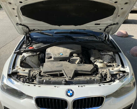 Белый БМВ 3 Серия, объемом двигателя 2 л и пробегом 96 тыс. км за 15950 $, фото 9 на Automoto.ua