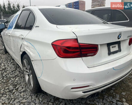 Белый БМВ 3 Серия, объемом двигателя 2 л и пробегом 126 тыс. км за 16700 $, фото 4 на Automoto.ua