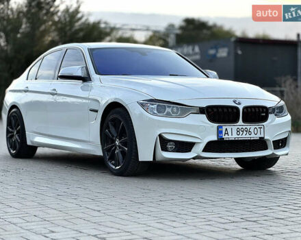 Белый БМВ 3 Серия, объемом двигателя 2 л и пробегом 154 тыс. км за 20000 $, фото 1 на Automoto.ua