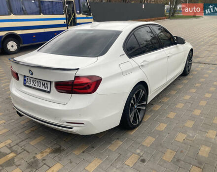Белый БМВ 3 Серия, объемом двигателя 2 л и пробегом 188 тыс. км за 17000 $, фото 7 на Automoto.ua