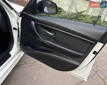 Белый БМВ 3 Серия, объемом двигателя 2 л и пробегом 162 тыс. км за 14700 $, фото 43 на Automoto.ua