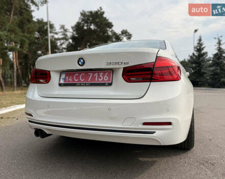 Білий БМВ 3 Серія, об'ємом двигуна 2 л та пробігом 79 тис. км за 19300 $, фото 57 на Automoto.ua