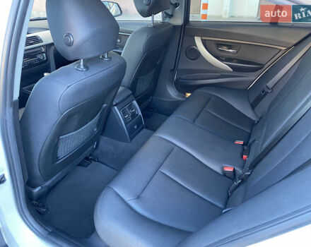 Белый БМВ 3 Серия, объемом двигателя 2 л и пробегом 94 тыс. км за 17600 $, фото 12 на Automoto.ua